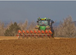 Запчасти к плугу Kverneland PN/PR - 100